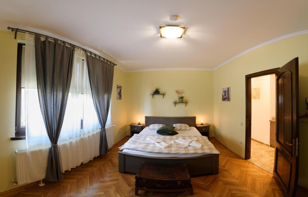 Meno Apartment Sibiu Bagian luar foto