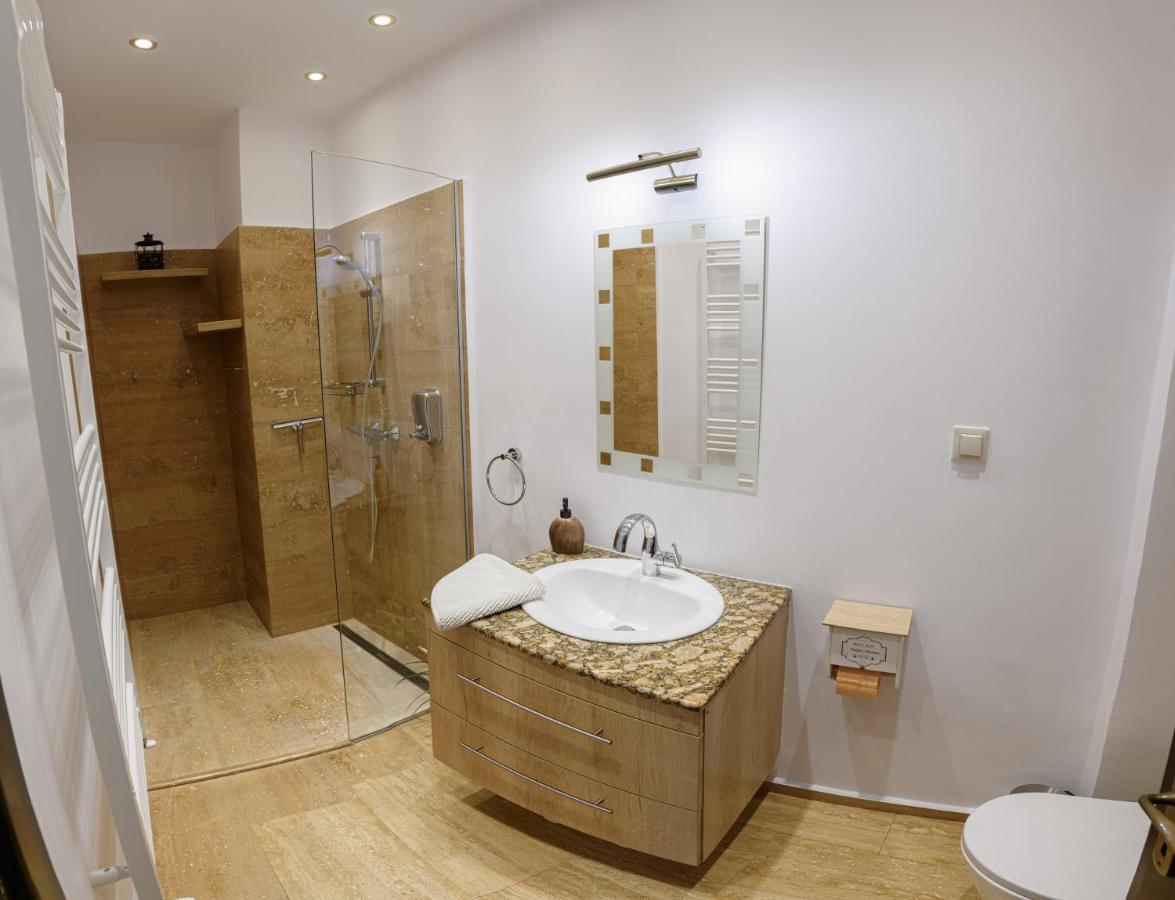 Meno Apartment Sibiu Bagian luar foto