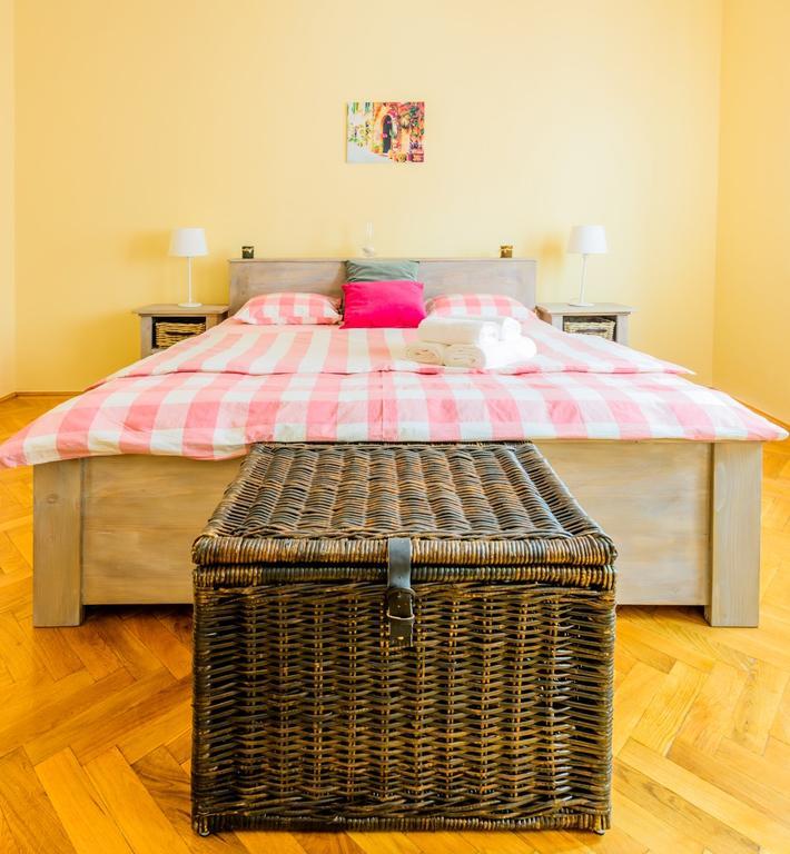 Meno Apartment Sibiu Bagian luar foto