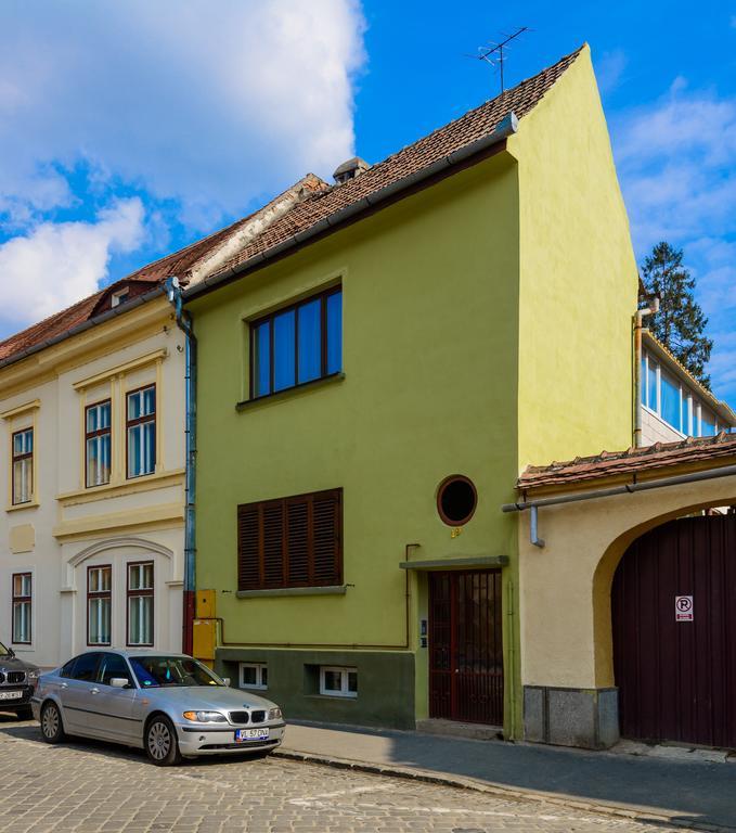Meno Apartment Sibiu Bagian luar foto